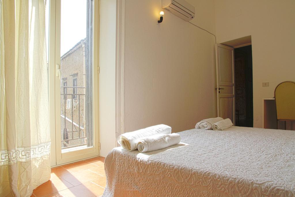 Kaleidos Guest House パレルモ エクステリア 写真